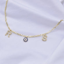 Lade das Bild in den Galerie-Viewer, Initialen Kette Nazar - Shahdia