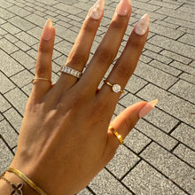 Lade das Bild in den Galerie-Viewer, Shine Ring
