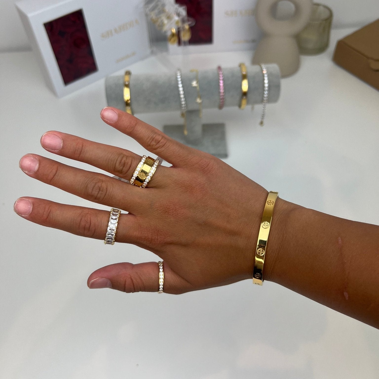 Arabella Ring - SHAHDIA
