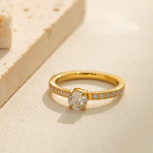 Lade das Bild in den Galerie-Viewer, Dezent Ring - SHAHDIA
