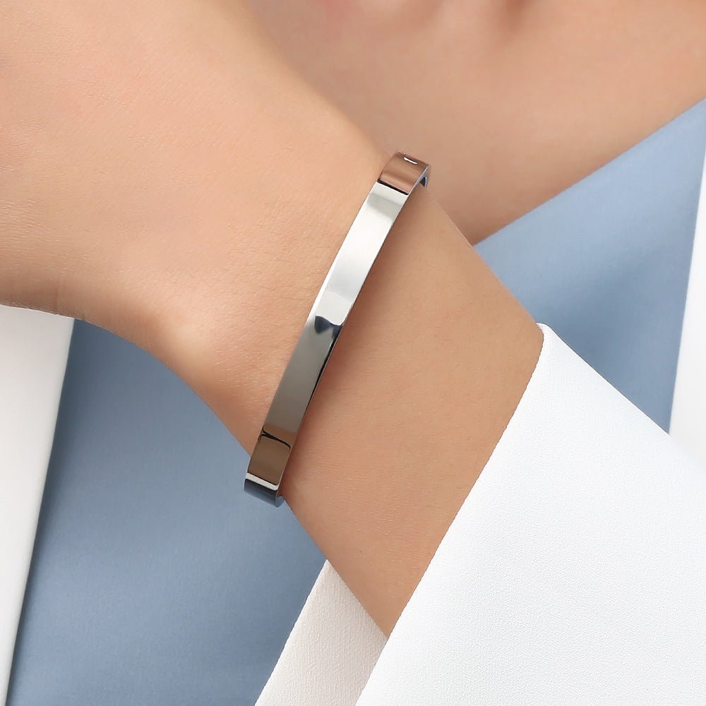 Surface Armband - SHAHDIA